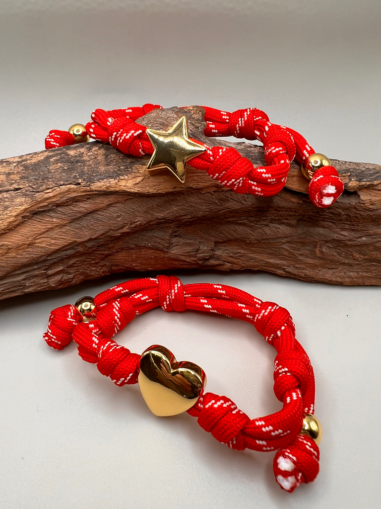 Pulsera Cordón Roja  Estrella- Corazón 