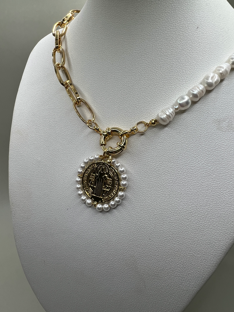 Cadena Perlas con San Benito 