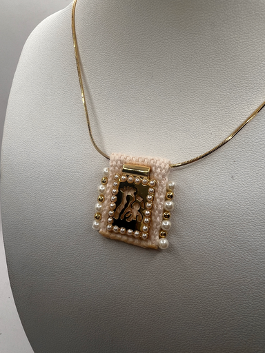 [D. 434] Cadena Virgen