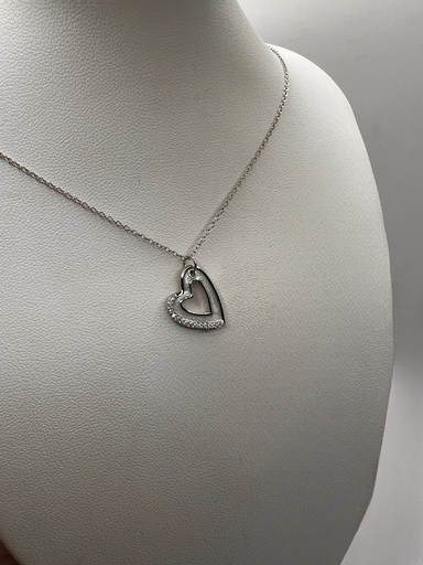 [D. 552] Cadena Corazón 
