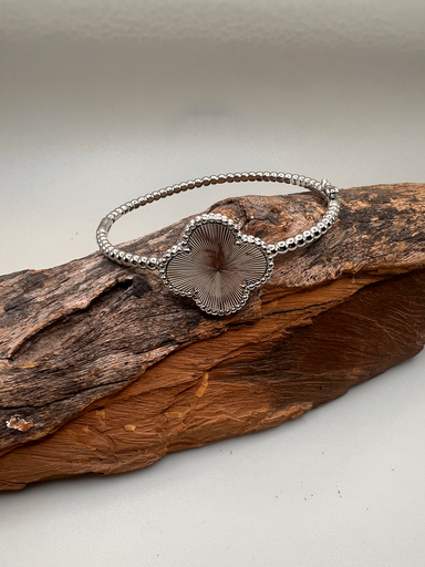 [P-08] Esclava Trébol 